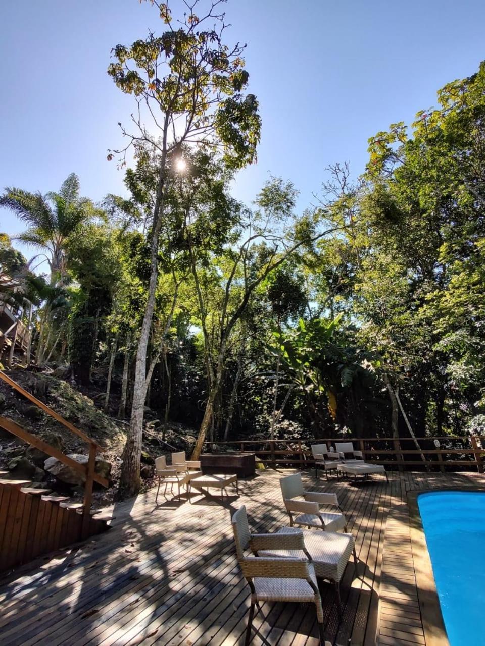 Bombinhas Guest House Inn