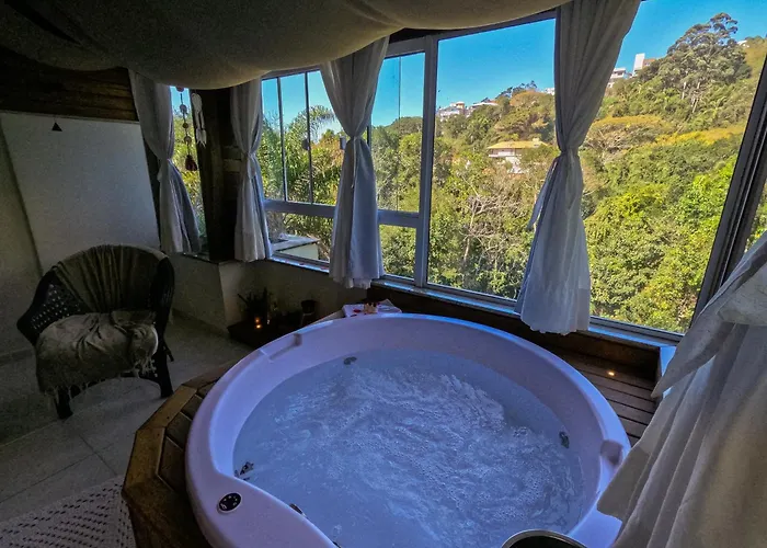 Bombinhas Guest House