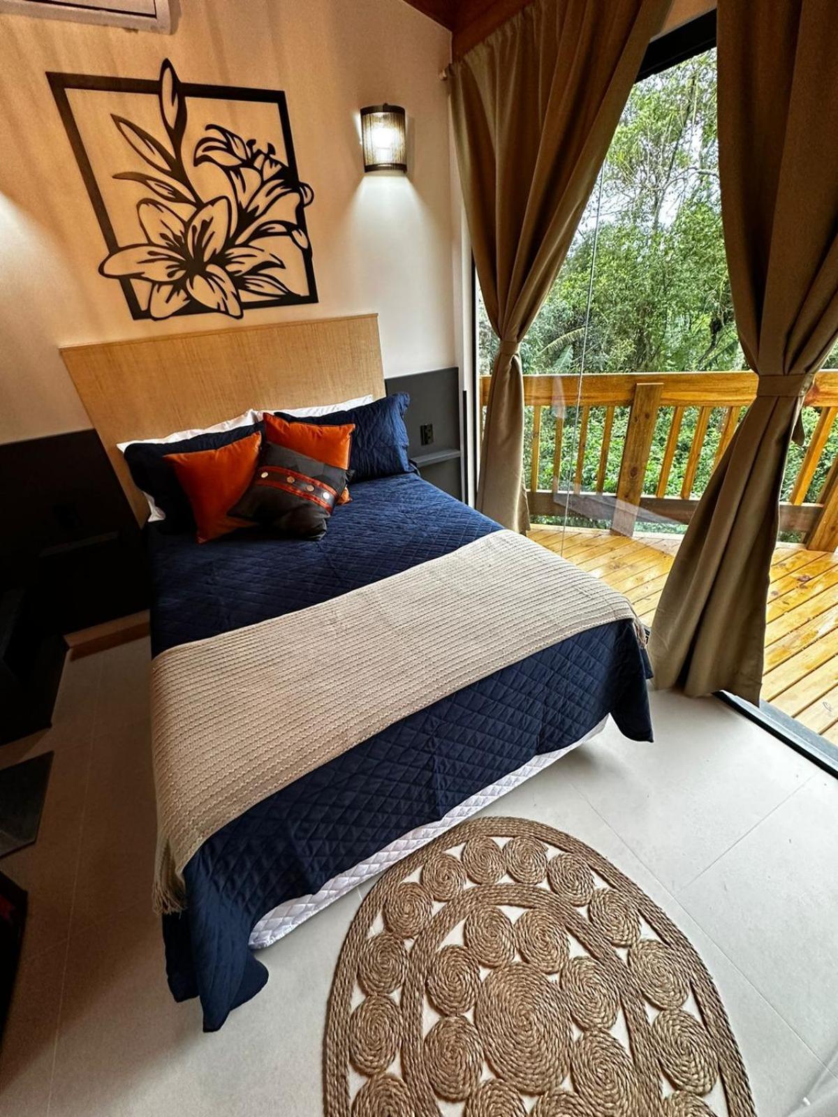Bombinhas Guest House Inn
