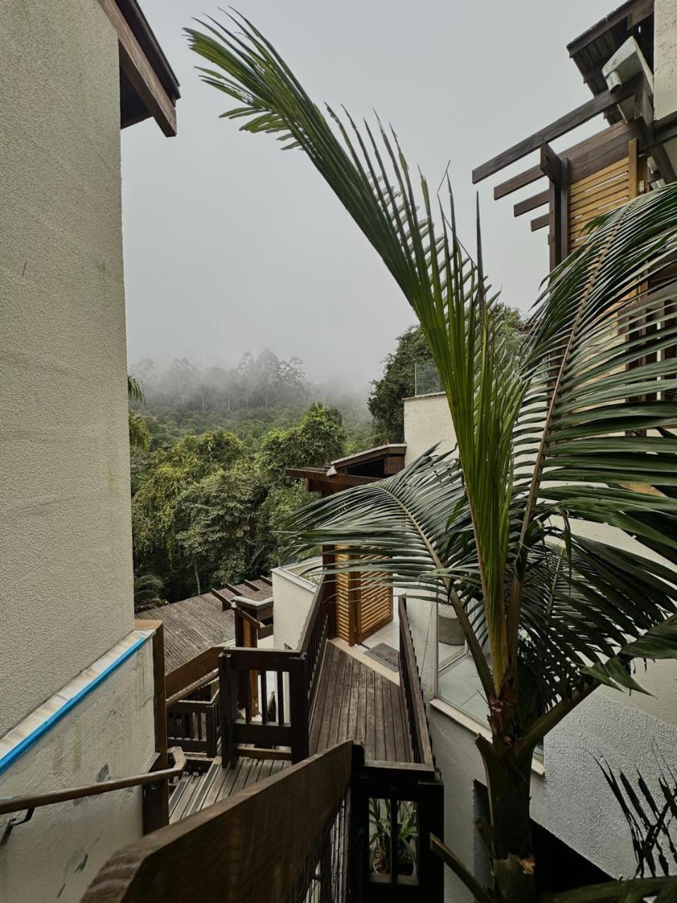 Inn Bombinhas Guest House