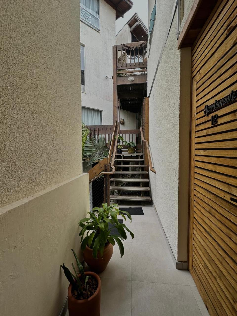 Bombinhas Guest House Inn