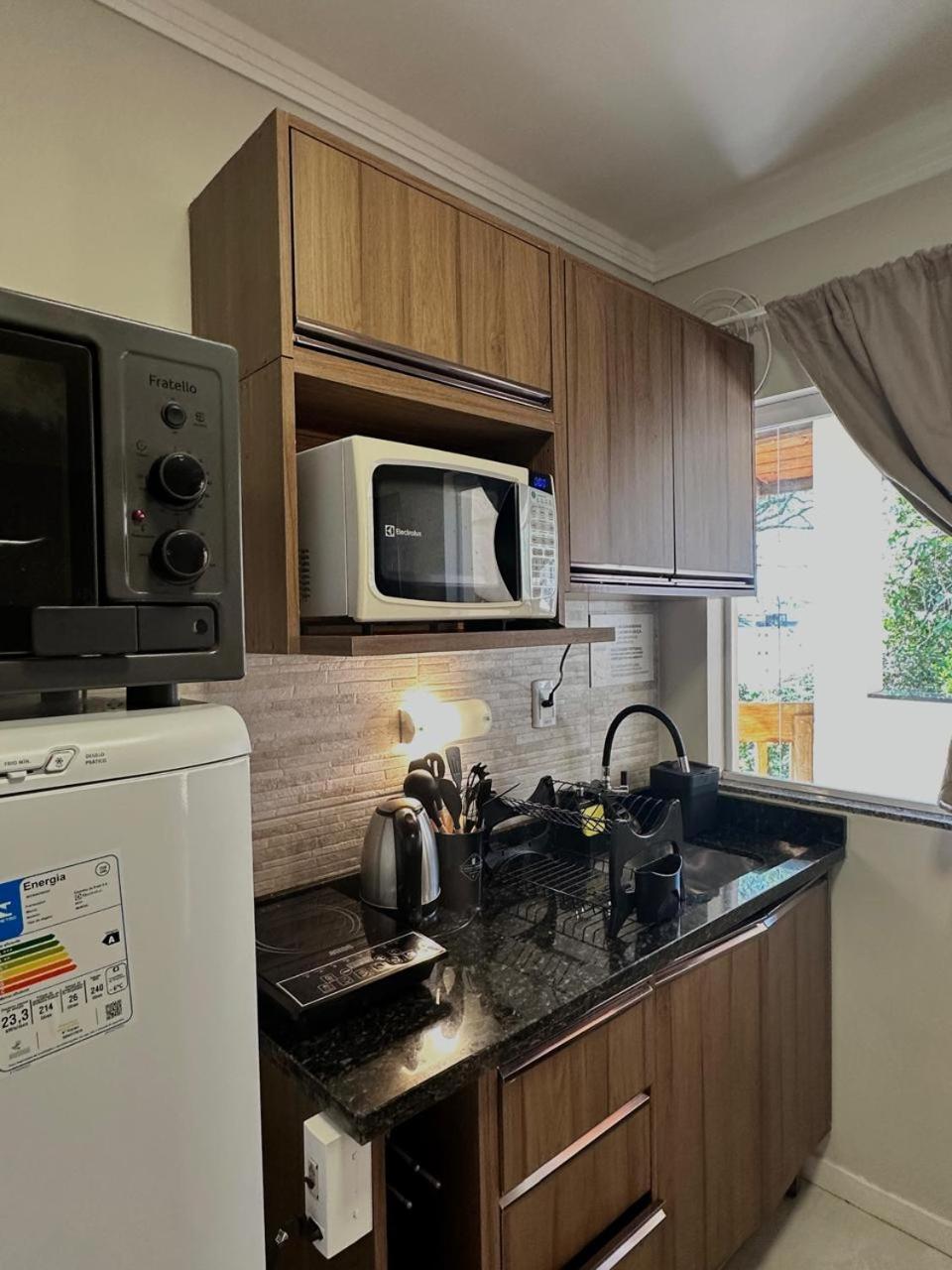 Inn Bombinhas Guest House